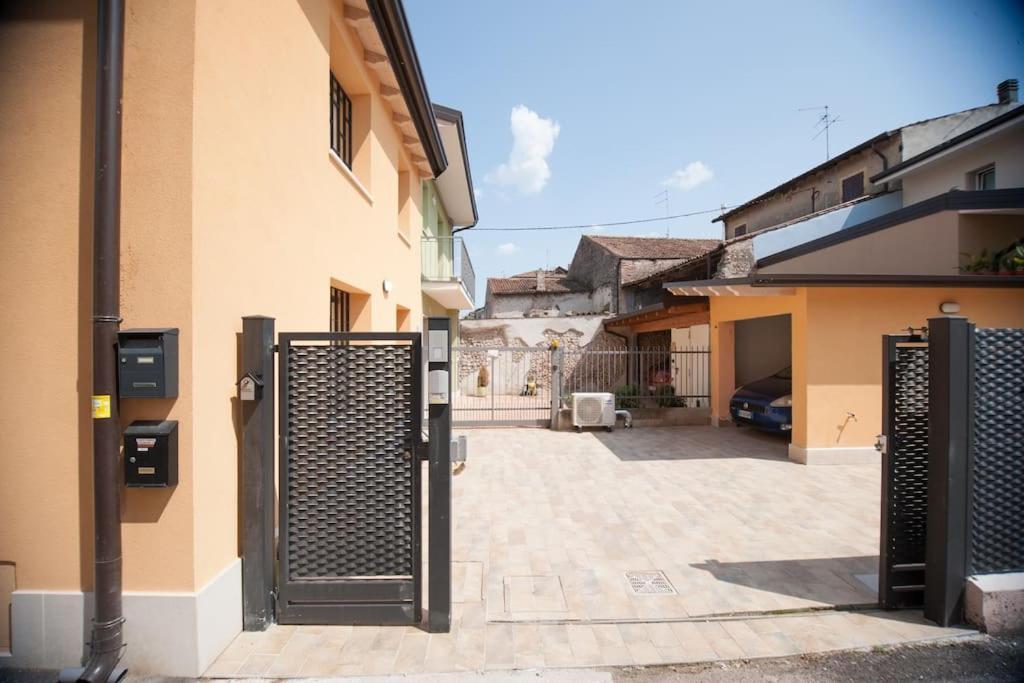 Casa Gemma - Big Family House With Free Parking Daire San Giovanni Lupatoto Dış mekan fotoğraf